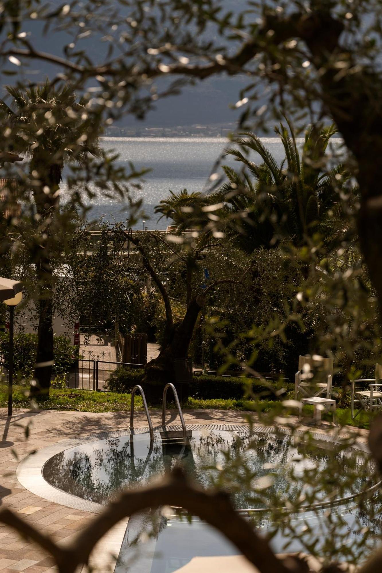 Hotel Coste Лімоне-суль-Гарда Екстер'єр фото